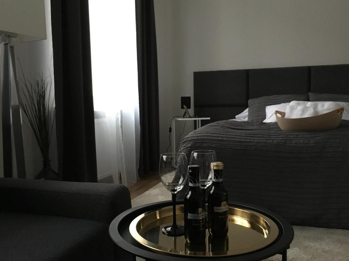 Rezydencja Marzec Gniezno Bagian luar foto