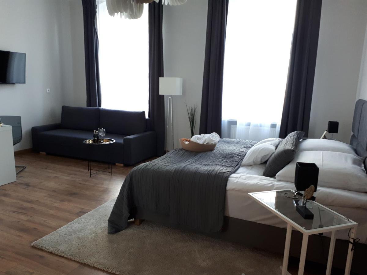 Rezydencja Marzec Gniezno Bagian luar foto