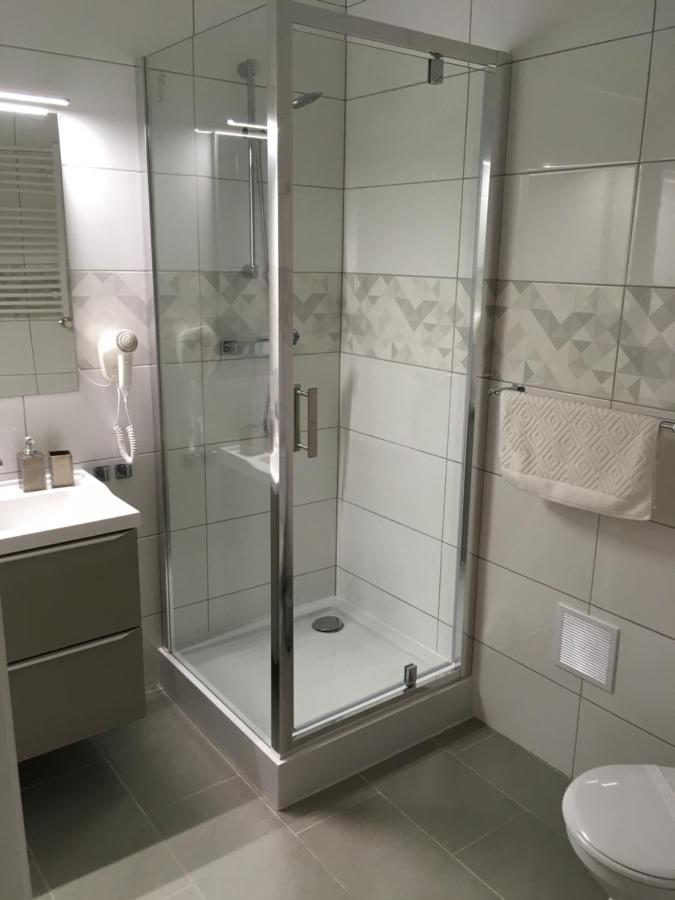 Rezydencja Marzec Gniezno Bagian luar foto